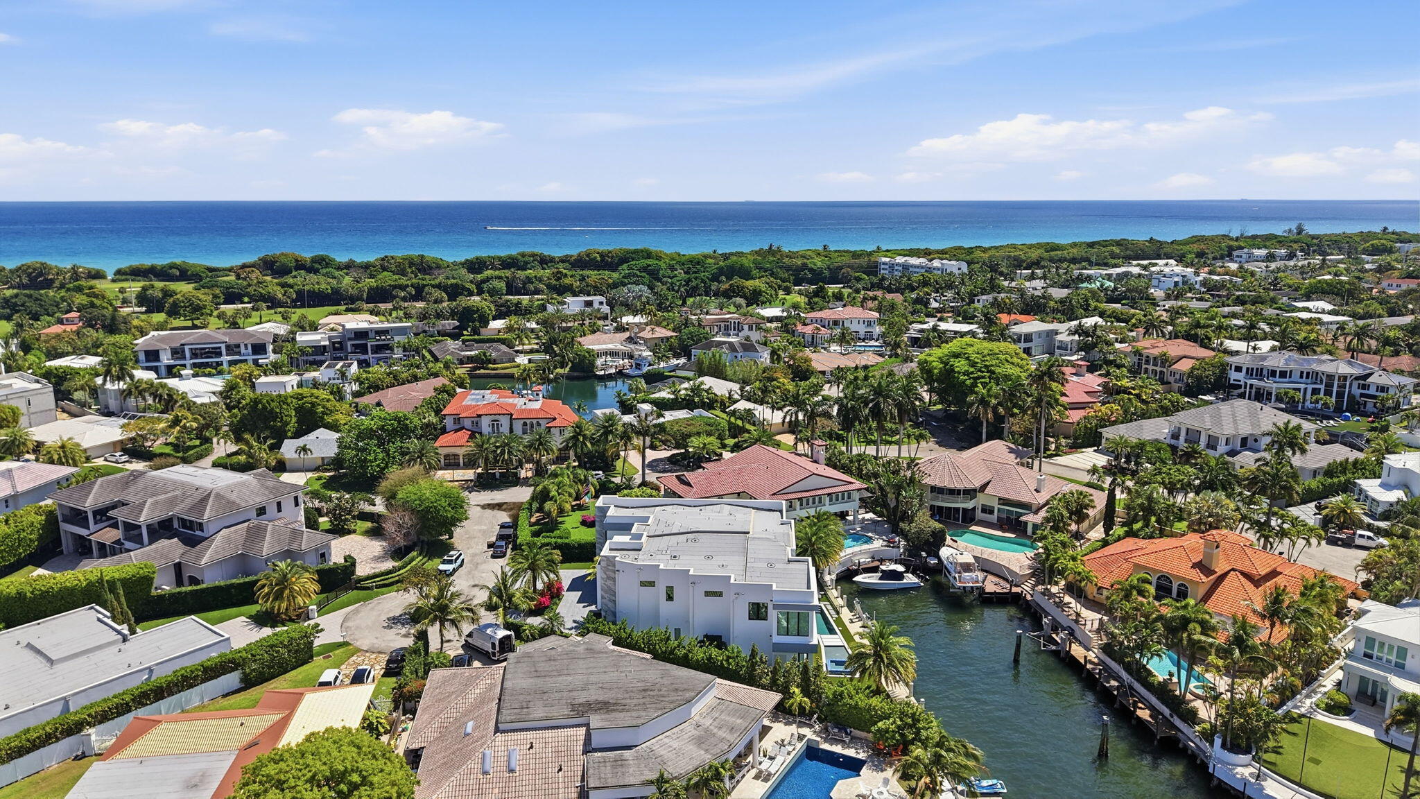 SUN AND SURF CLUB COMMUNITY - Residential