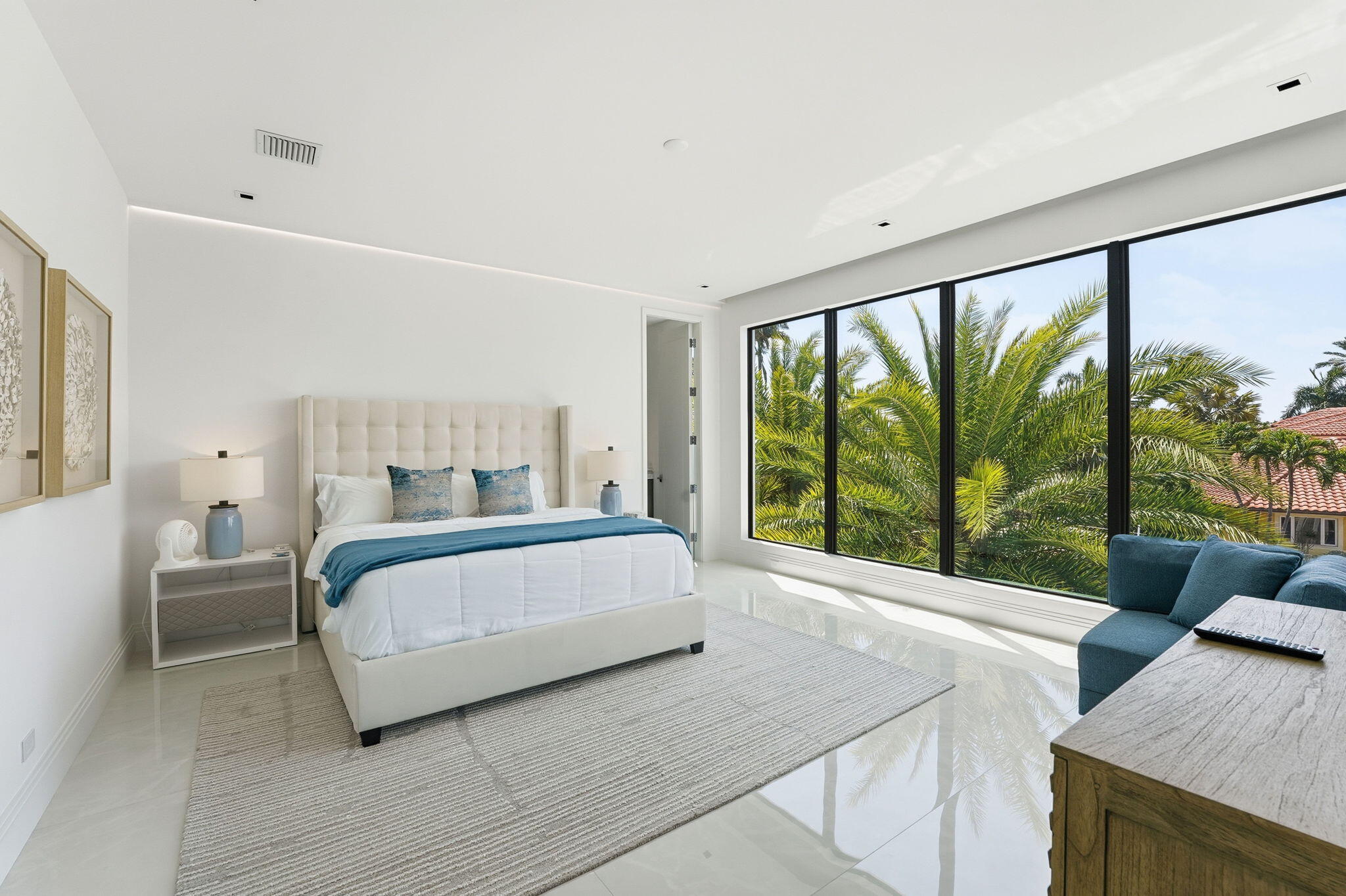 SUN AND SURF CLUB COMMUNITY - Residential