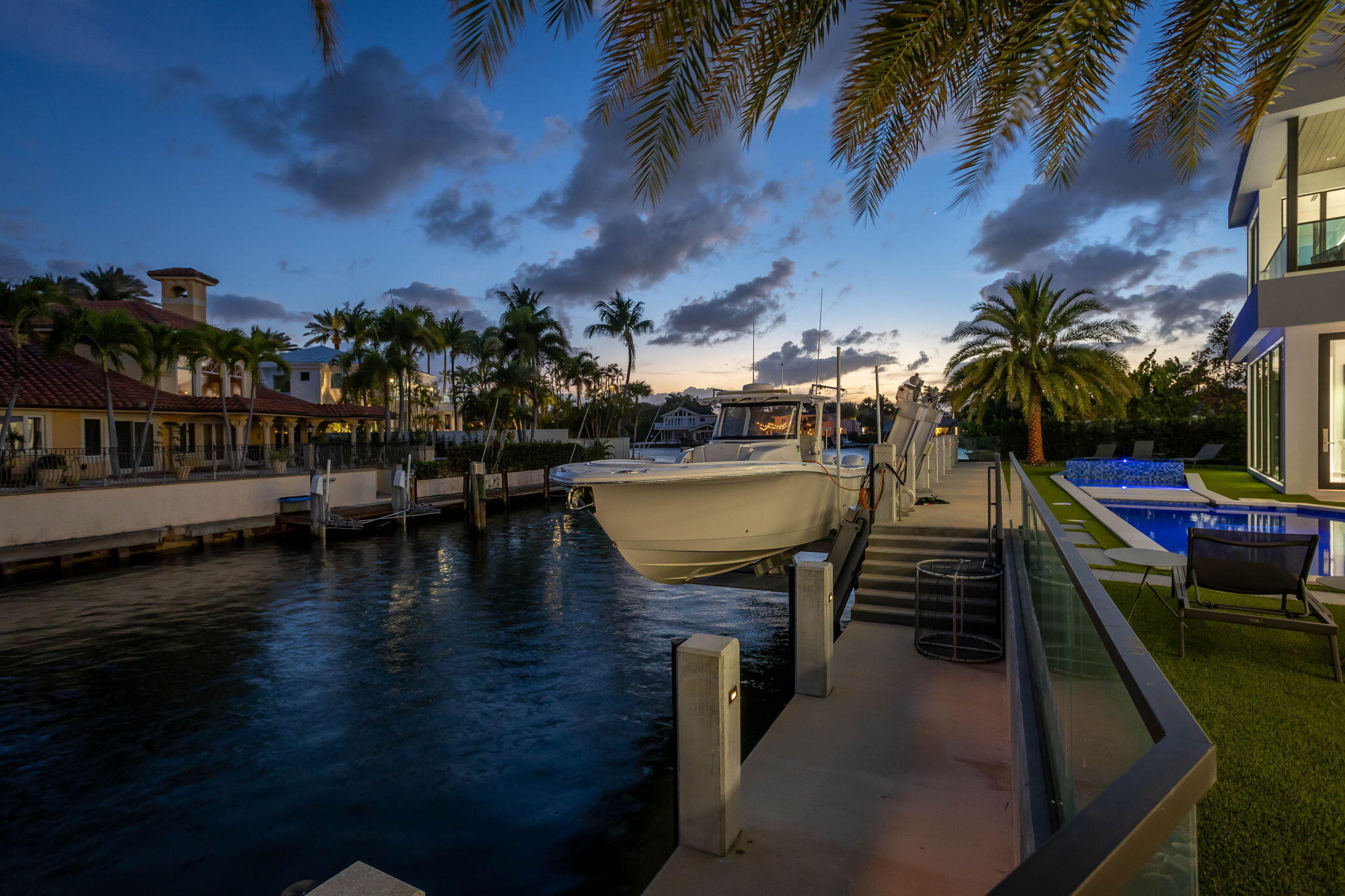 SUN AND SURF CLUB COMMUNITY - Residential