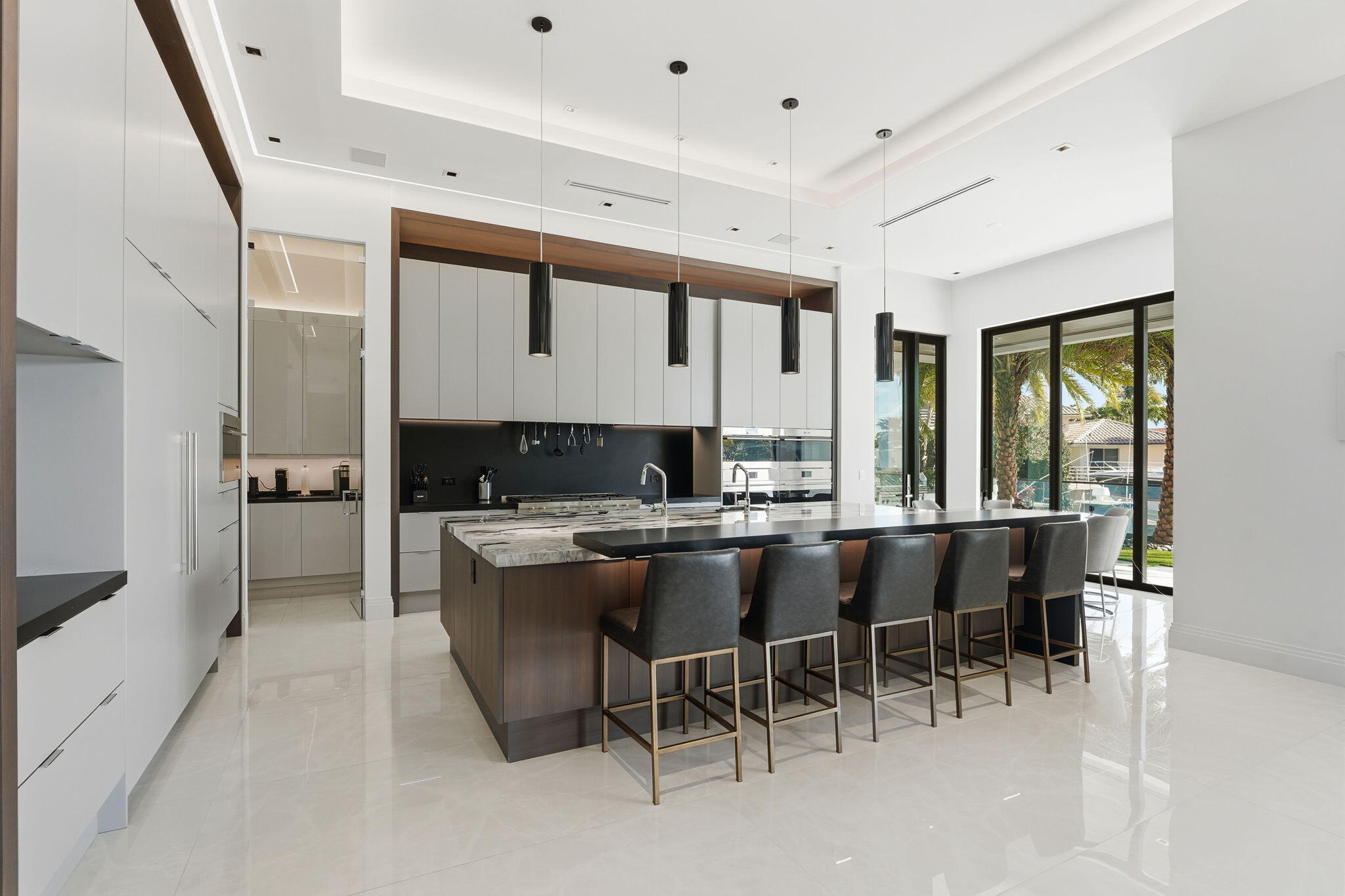 SUN AND SURF CLUB COMMUNITY - Residential