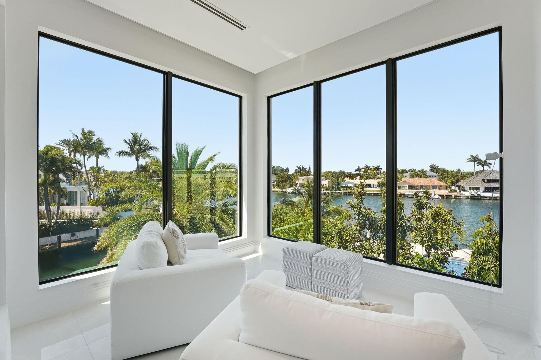 SUN AND SURF CLUB COMMUNITY - Residential