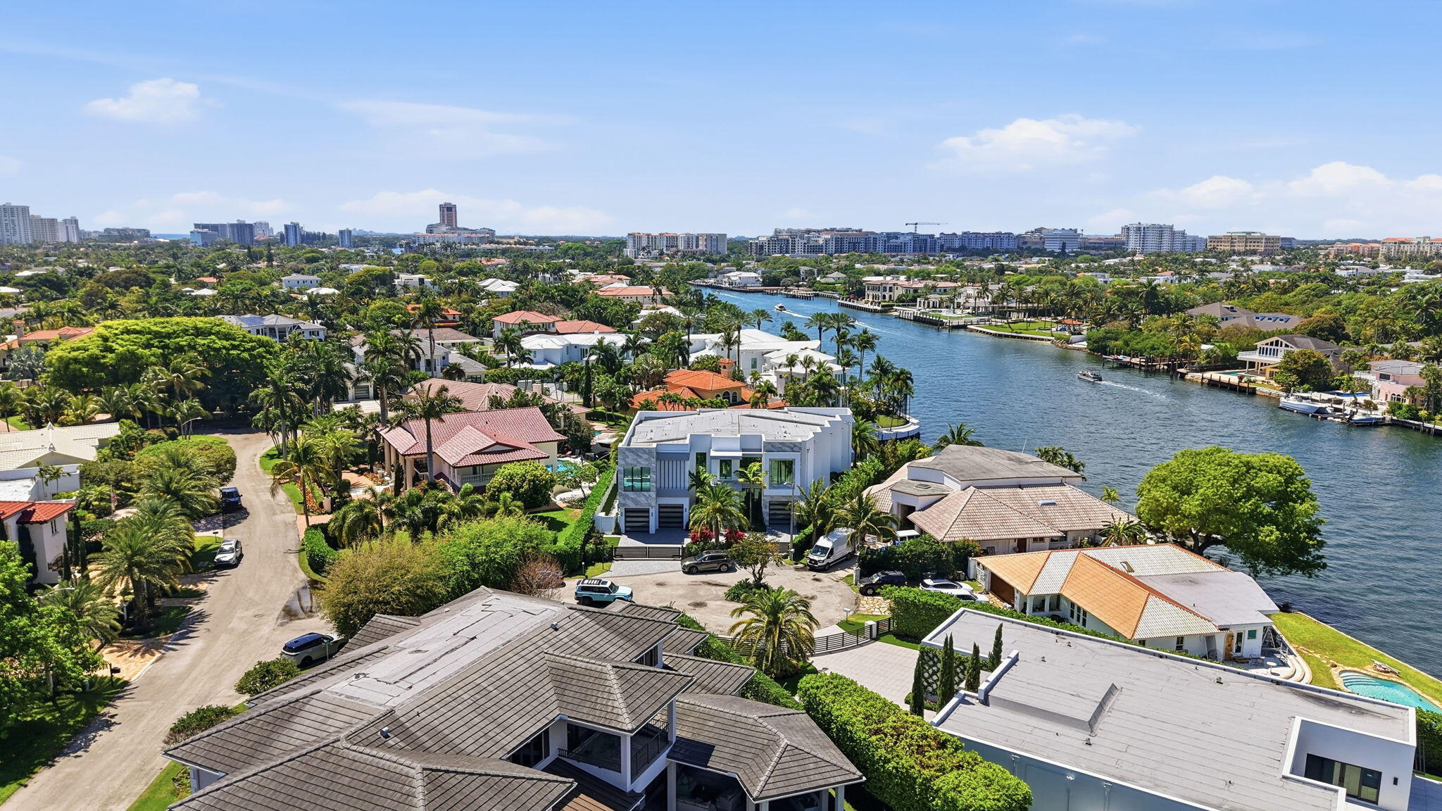 SUN AND SURF CLUB COMMUNITY - Residential