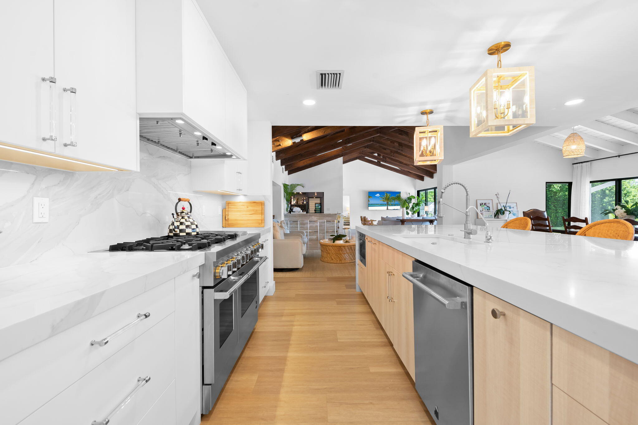 3554 PINE LAKE Court
