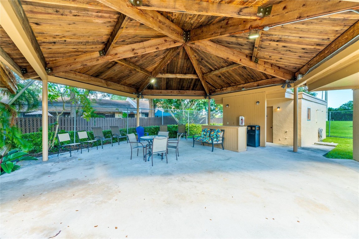 WESTVIEW CONDO 10 - Residential