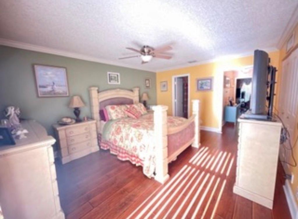 Photo of 1424 NW 97th Terrace #280, Hollywood, FL 33024 (MLS # F10544875)