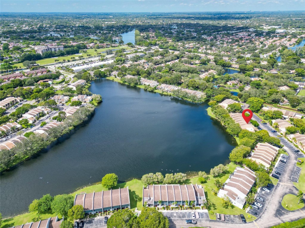 WESTVIEW CONDO 10 - Residential