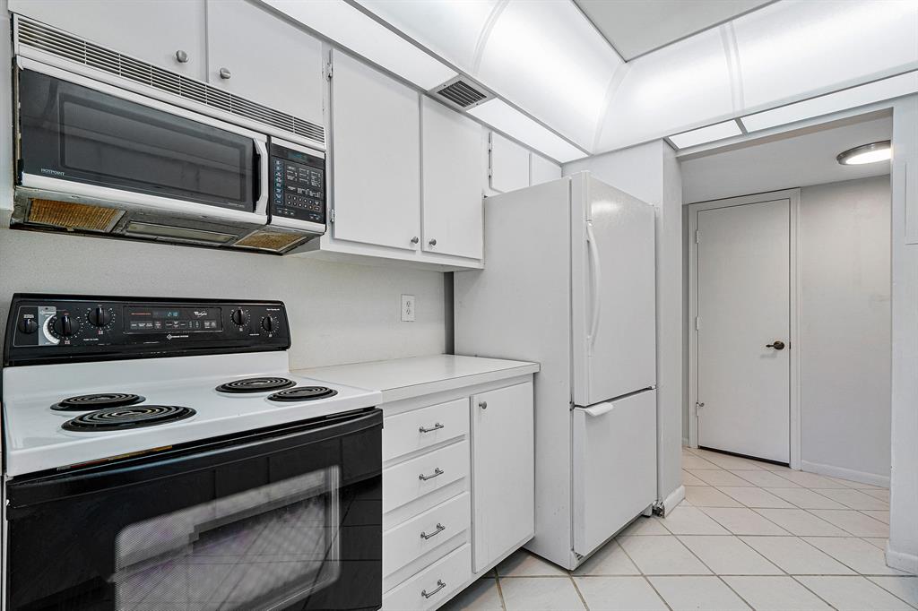 TIERRA DEL MAR CONDO - Residential