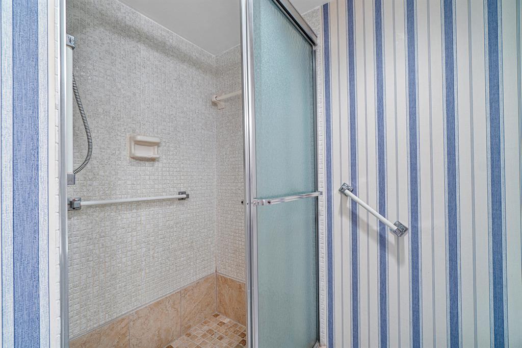 TIERRA DEL MAR CONDO - Residential