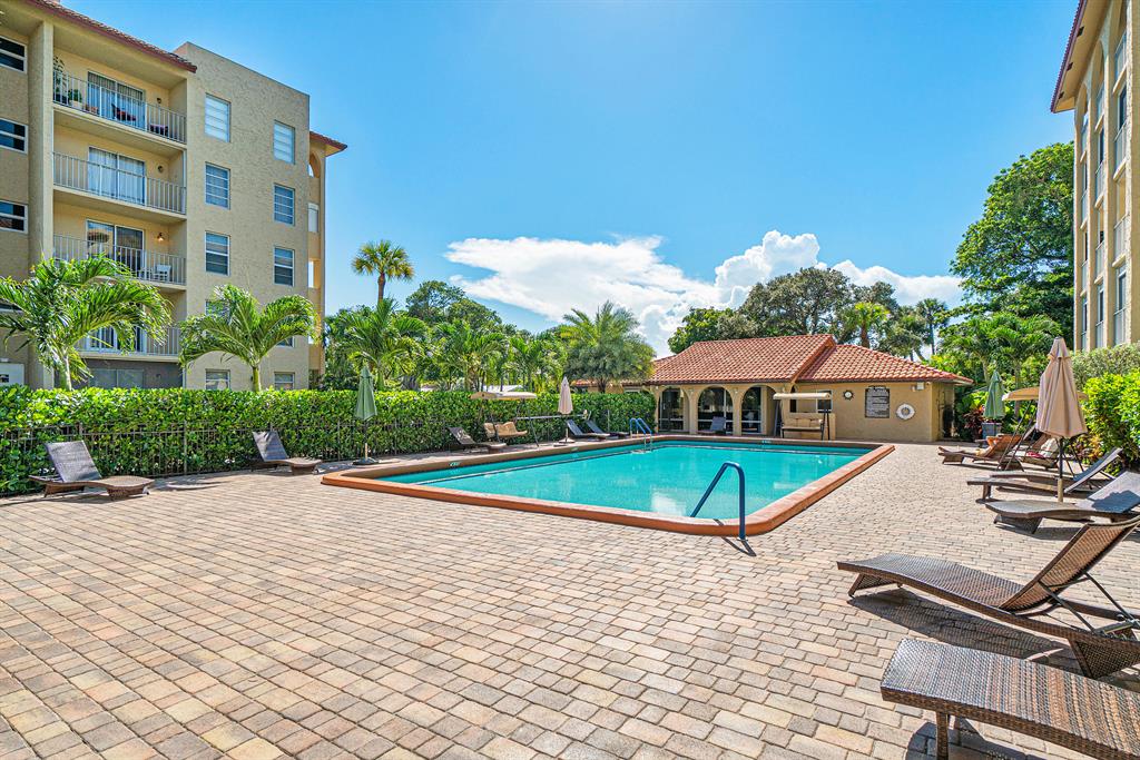 TIERRA DEL MAR CONDO - Residential