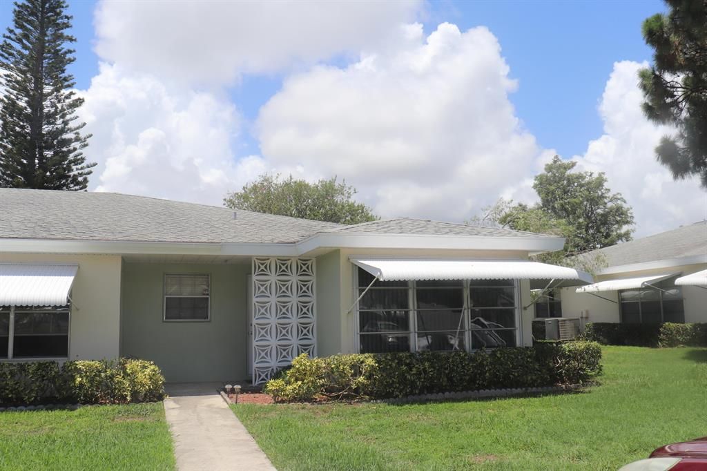 Photo of 412 Sandpiper Drive #412 D, Fort Pierce, FL 34982 (MLS # R10726997)