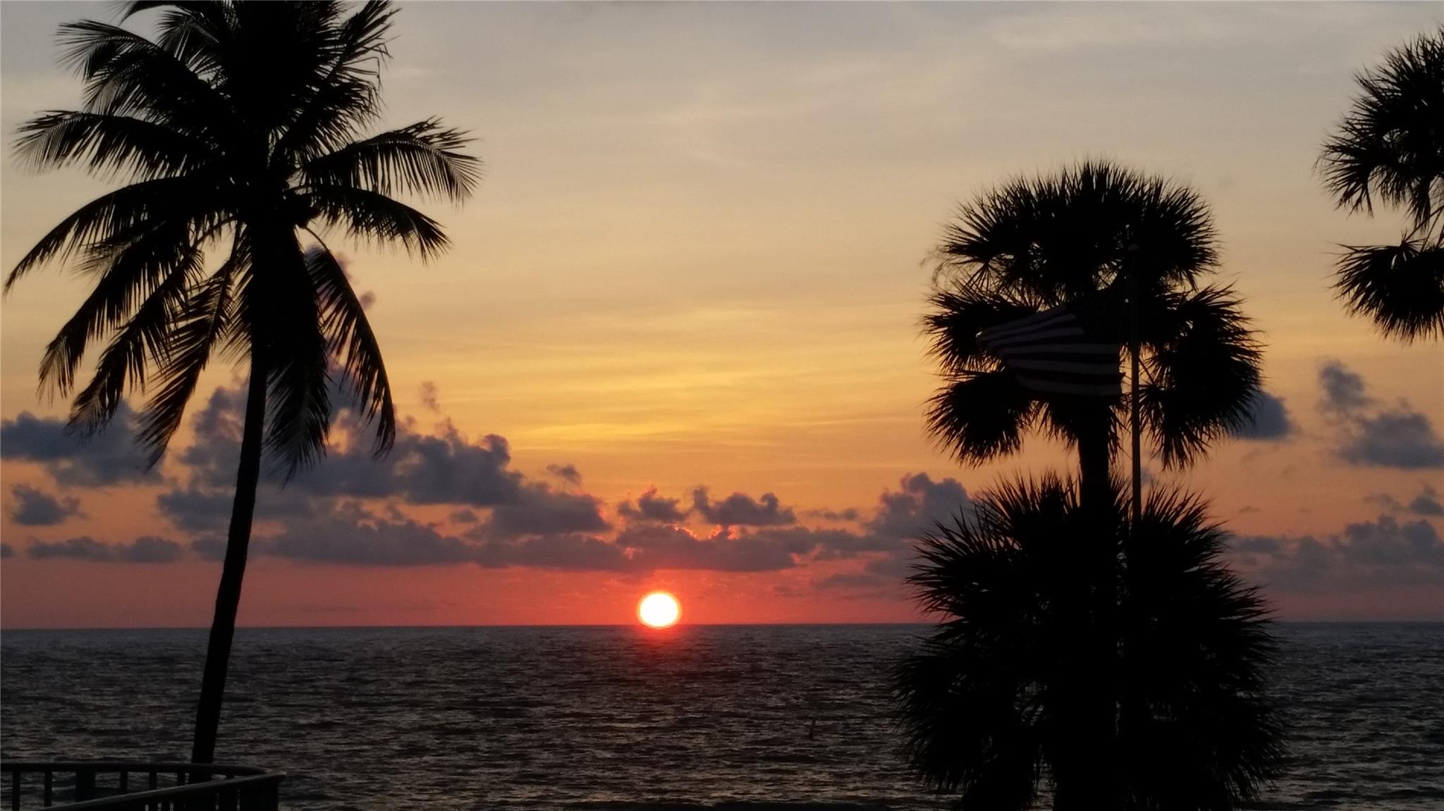 OCEAN EAST - Residential