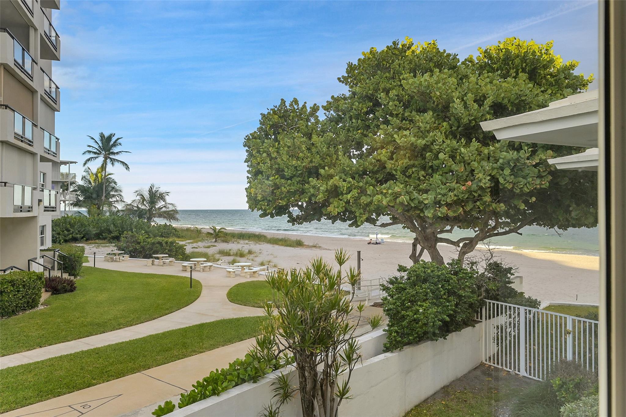 OCEAN EAST - Residential