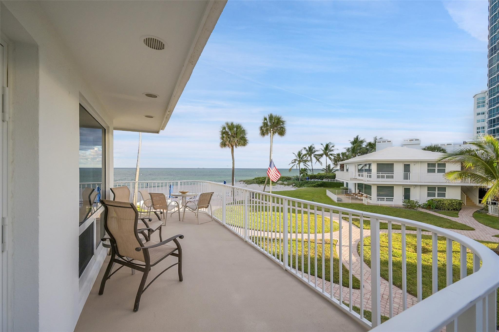 OCEAN EAST - Residential