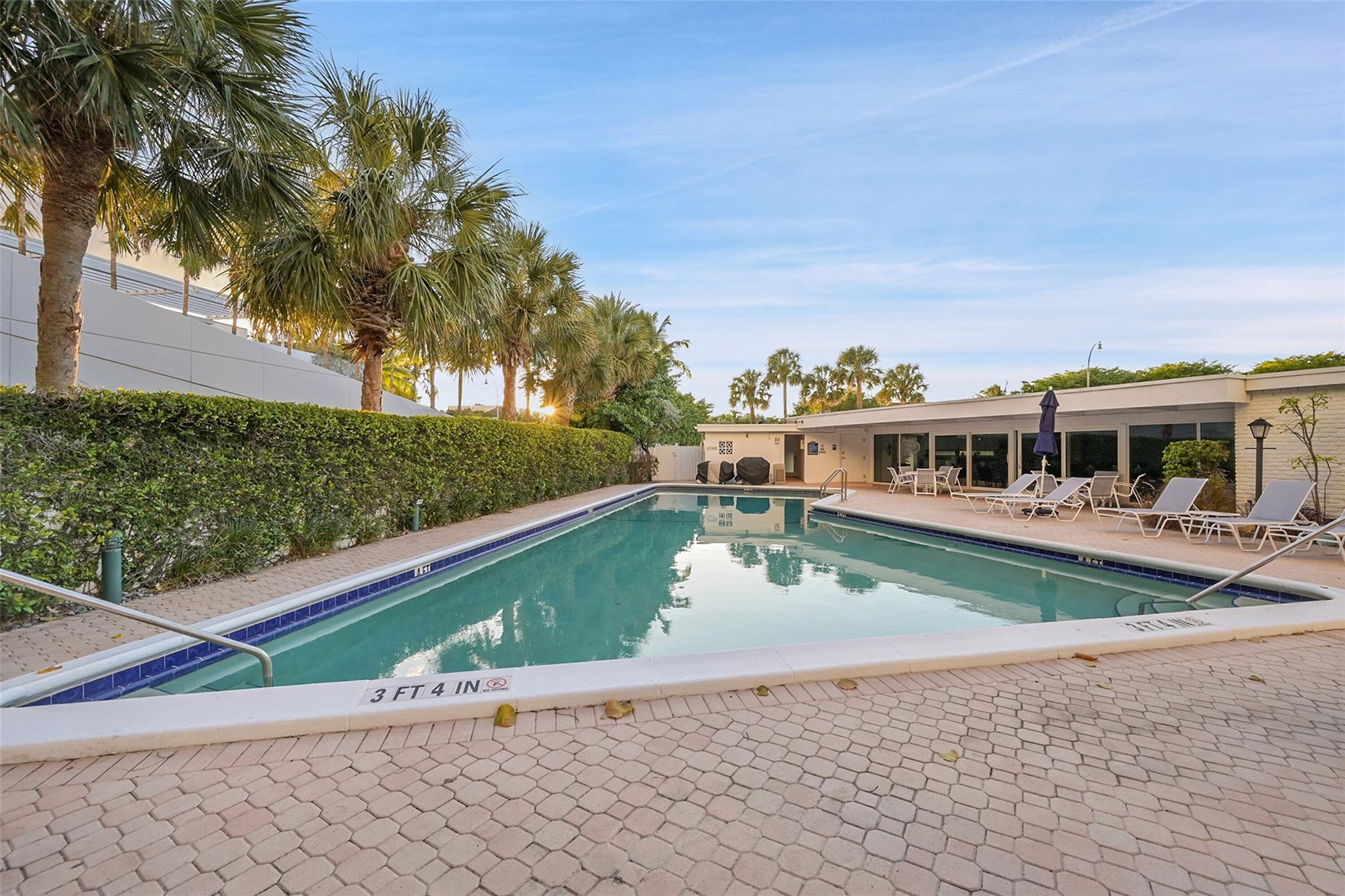 OCEAN EAST - Residential