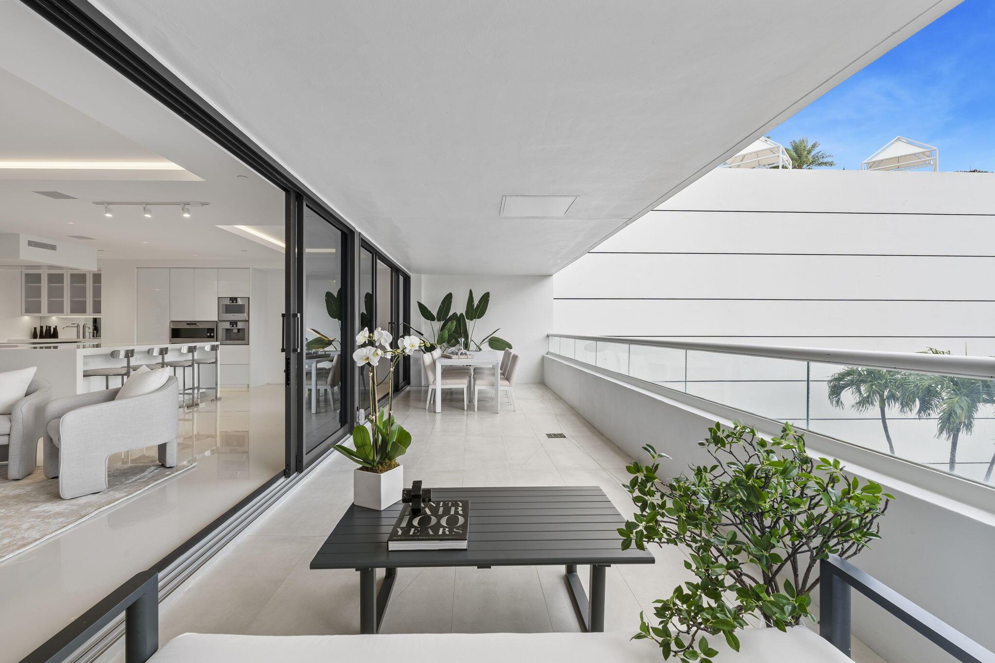 PLAZA OF THE PALM BEACHES - Residential