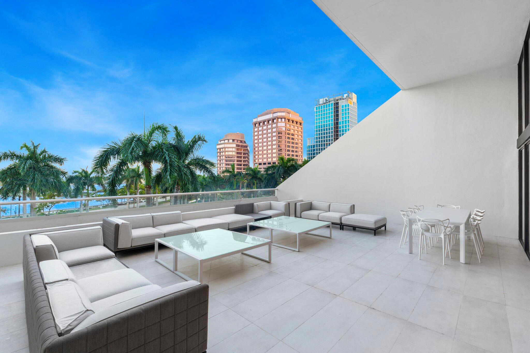 PLAZA OF THE PALM BEACHES - Residential