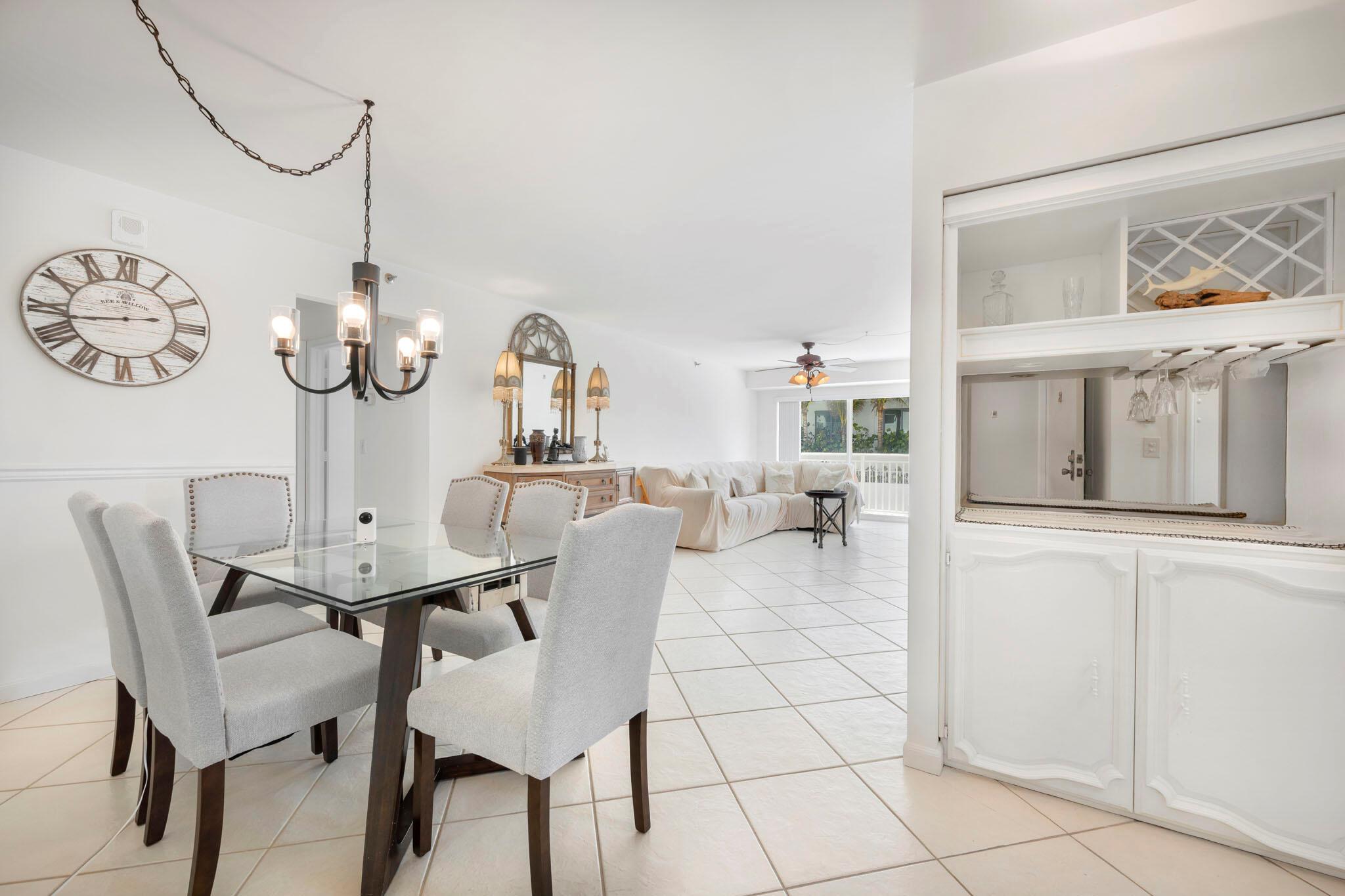 4511 S Ocean Boulevard 101