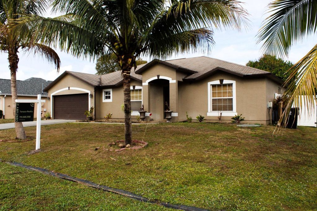 Photo of 331 SE Husted Terrace, Port Saint Lucie, FL 34983 (MLS # R11152012)