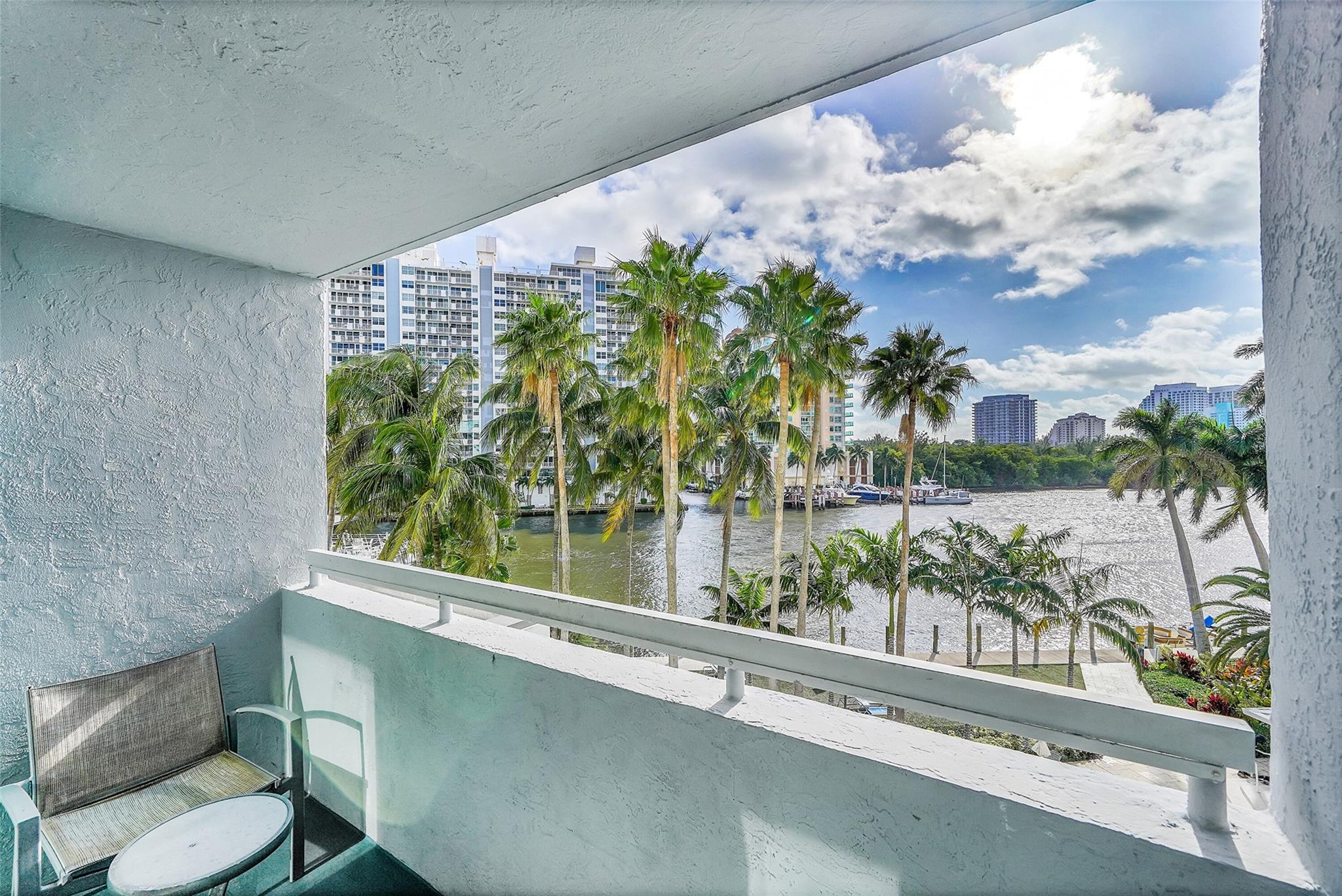 2670 E Sunrise Blvd 322
