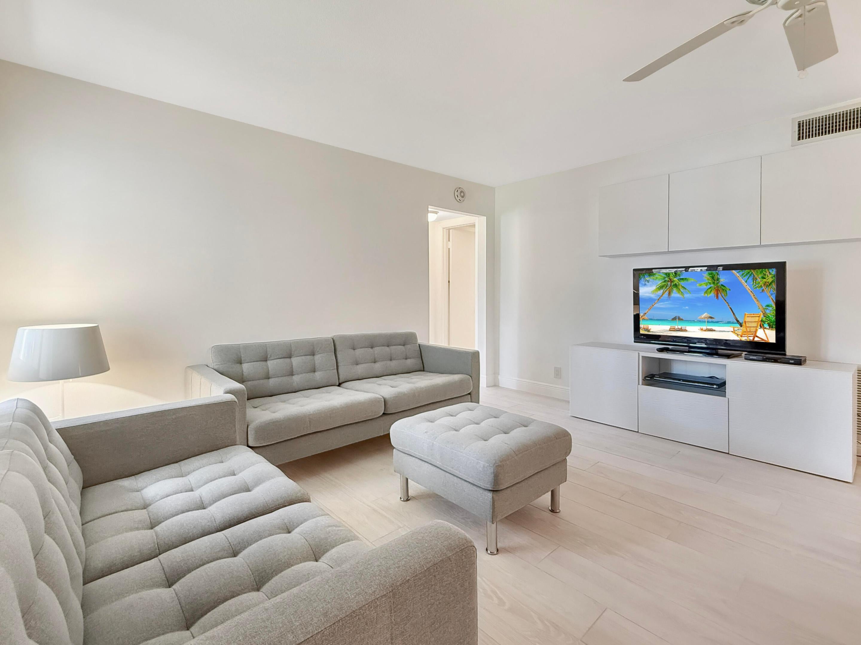 Properties 235 PINE HOV Circle A-2