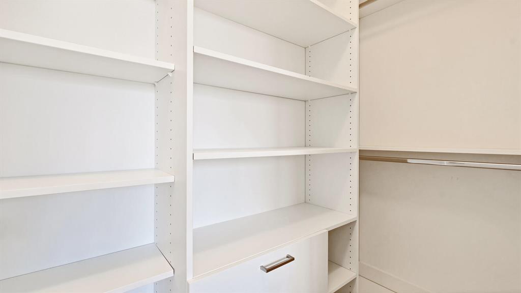 Blue Inlet - Residential