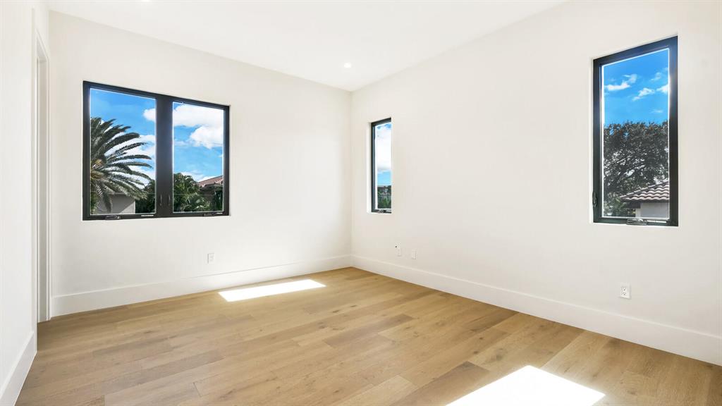 Blue Inlet - Residential