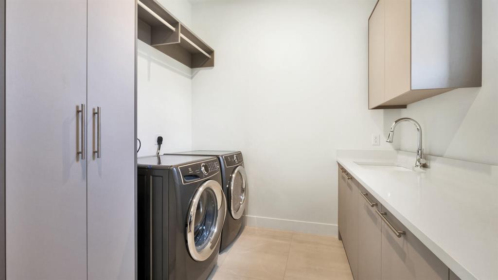 Blue Inlet - Residential