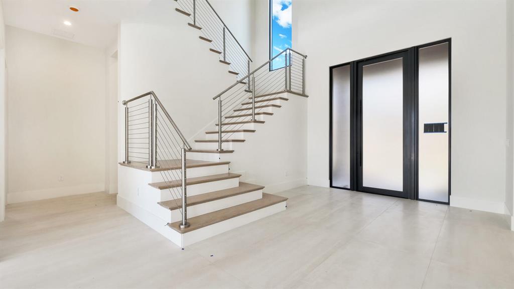 Blue Inlet - Residential