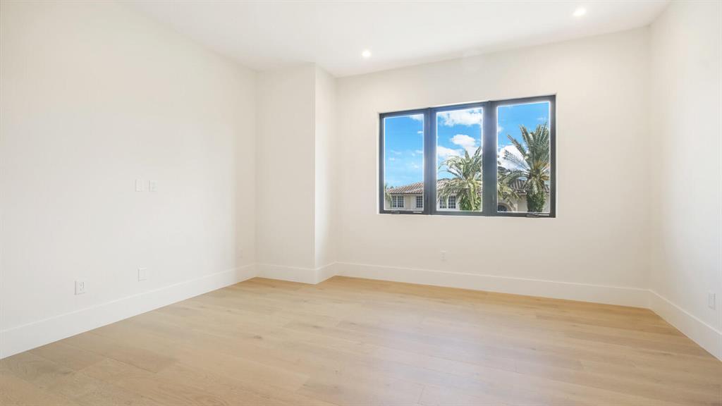 Blue Inlet - Residential