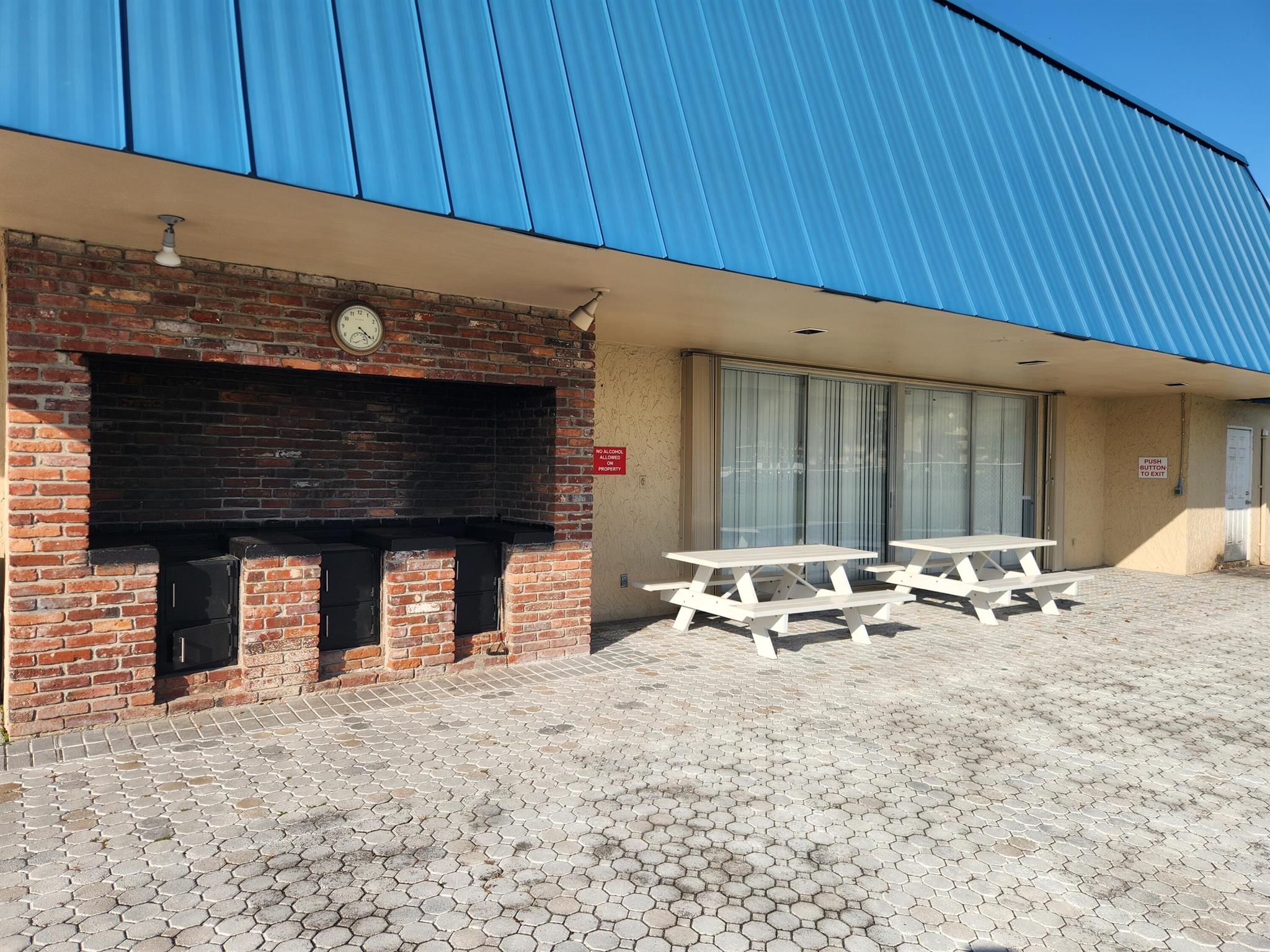 CRYSTAL LAKE 4TH SEC - Residential