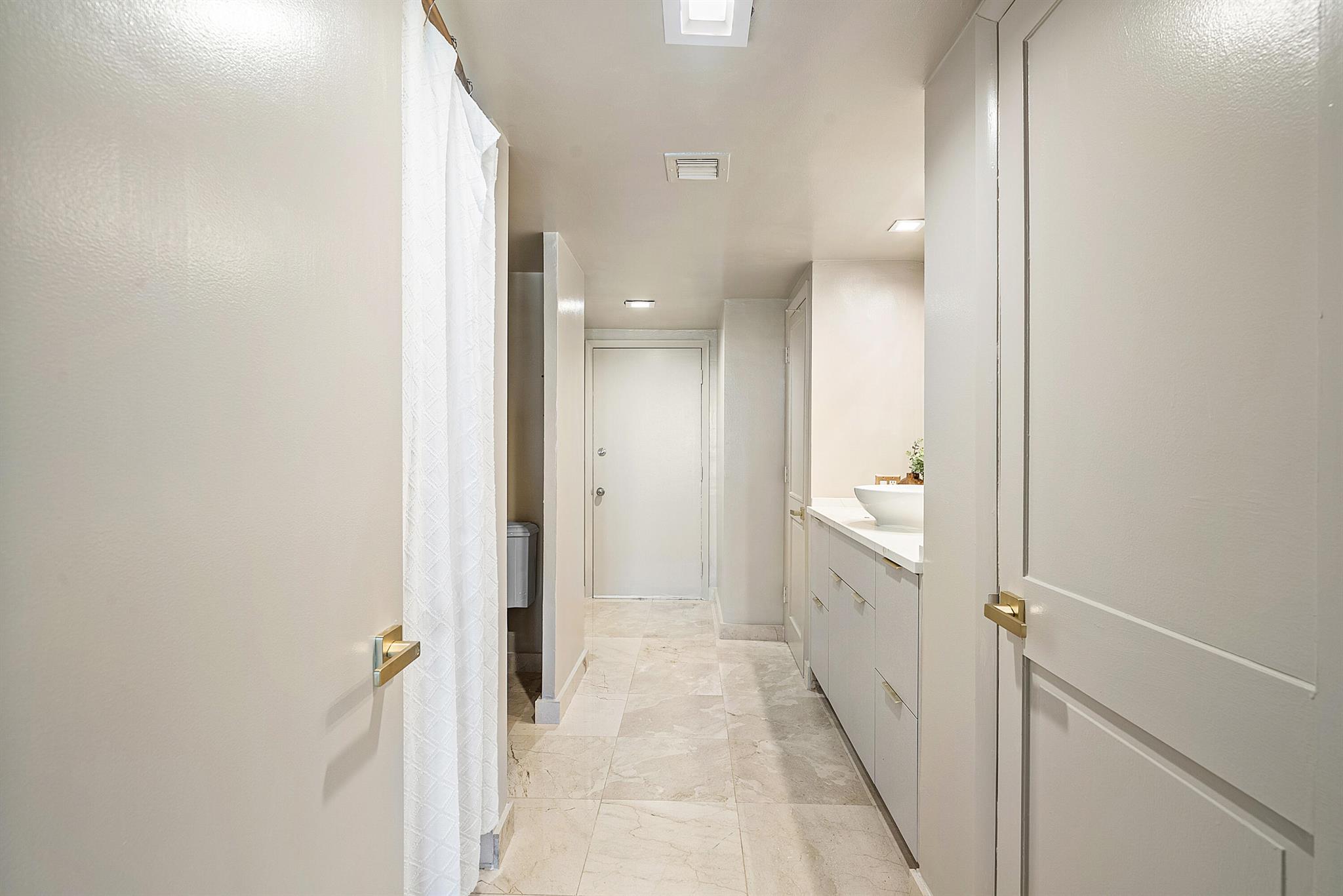 POINT OF AMERICAS CONDO - Residential