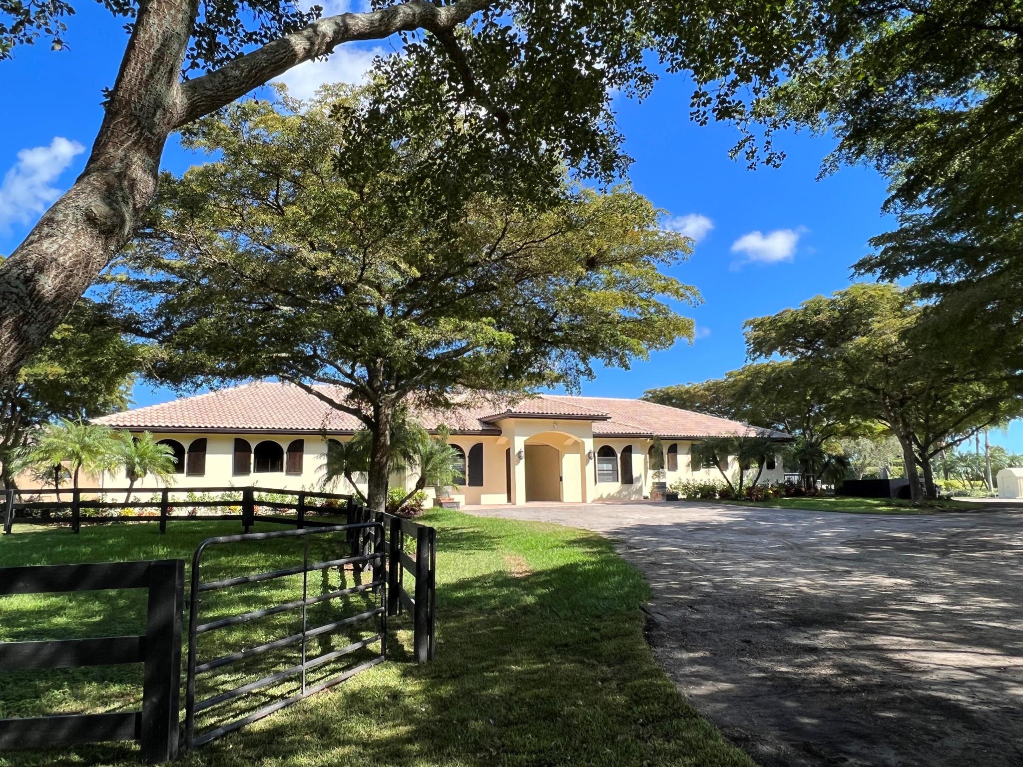 Acreage Wellington - Residential