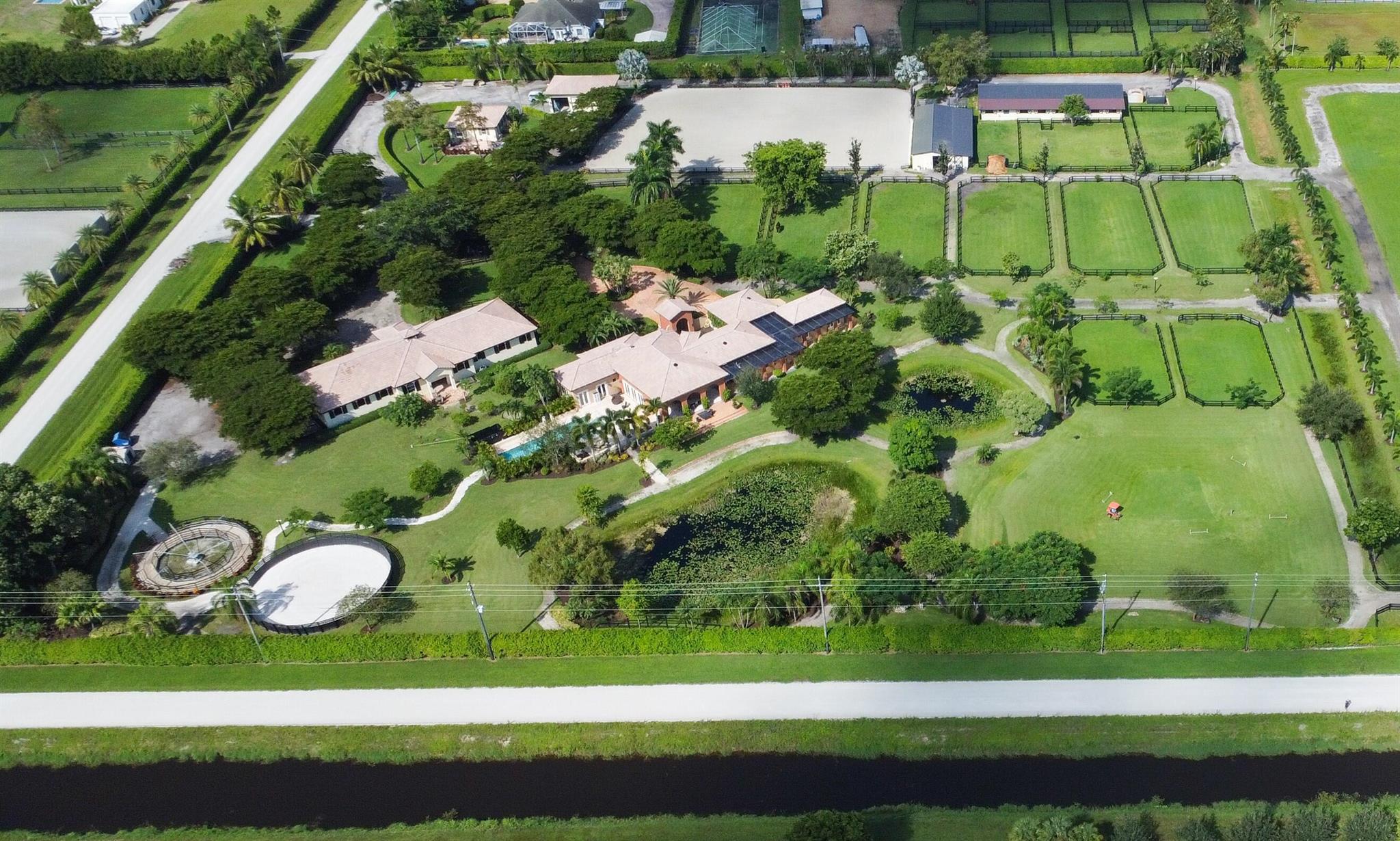 Acreage Wellington - Residential