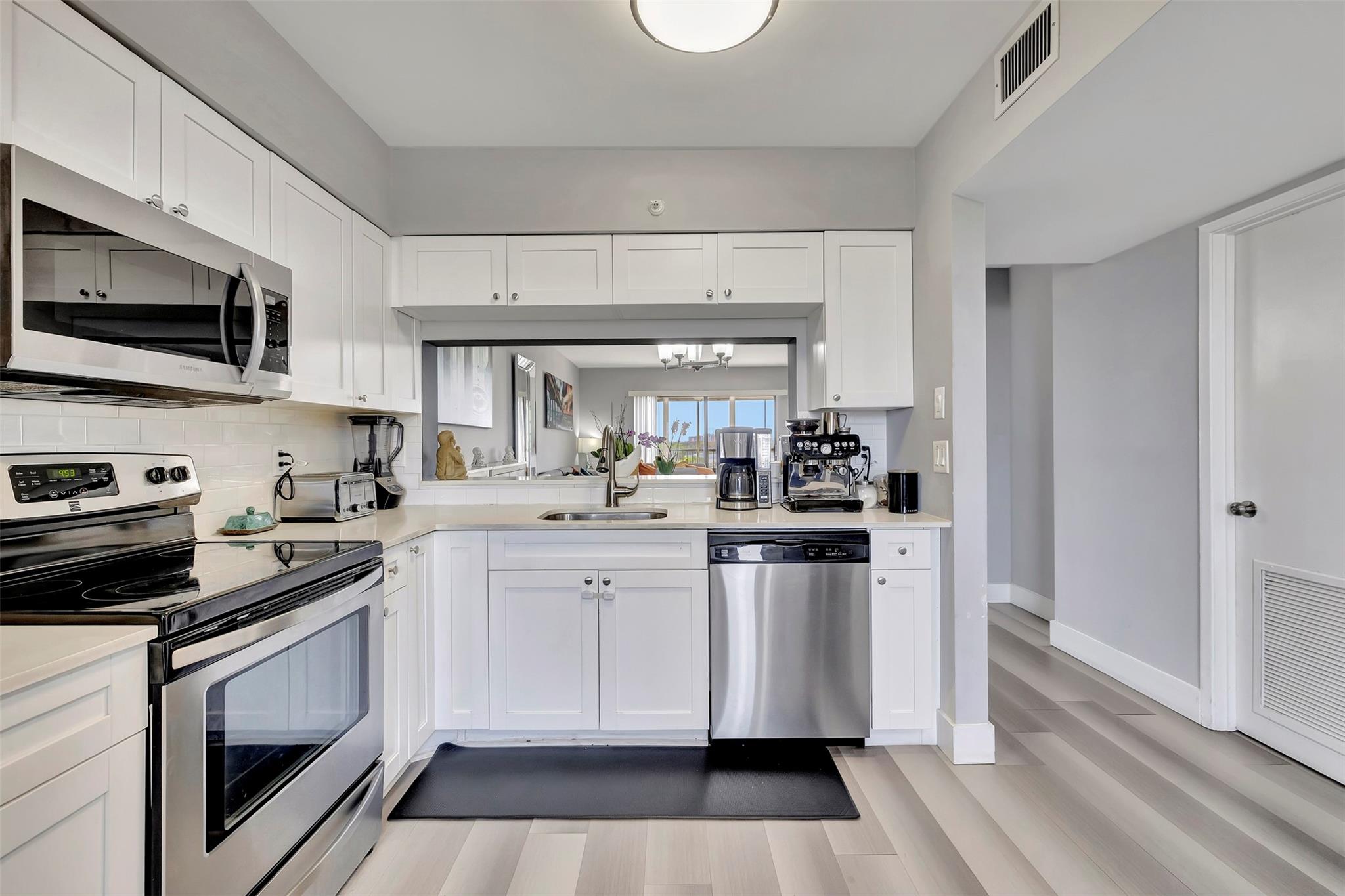 2200 S Cypress Bend Drive 702