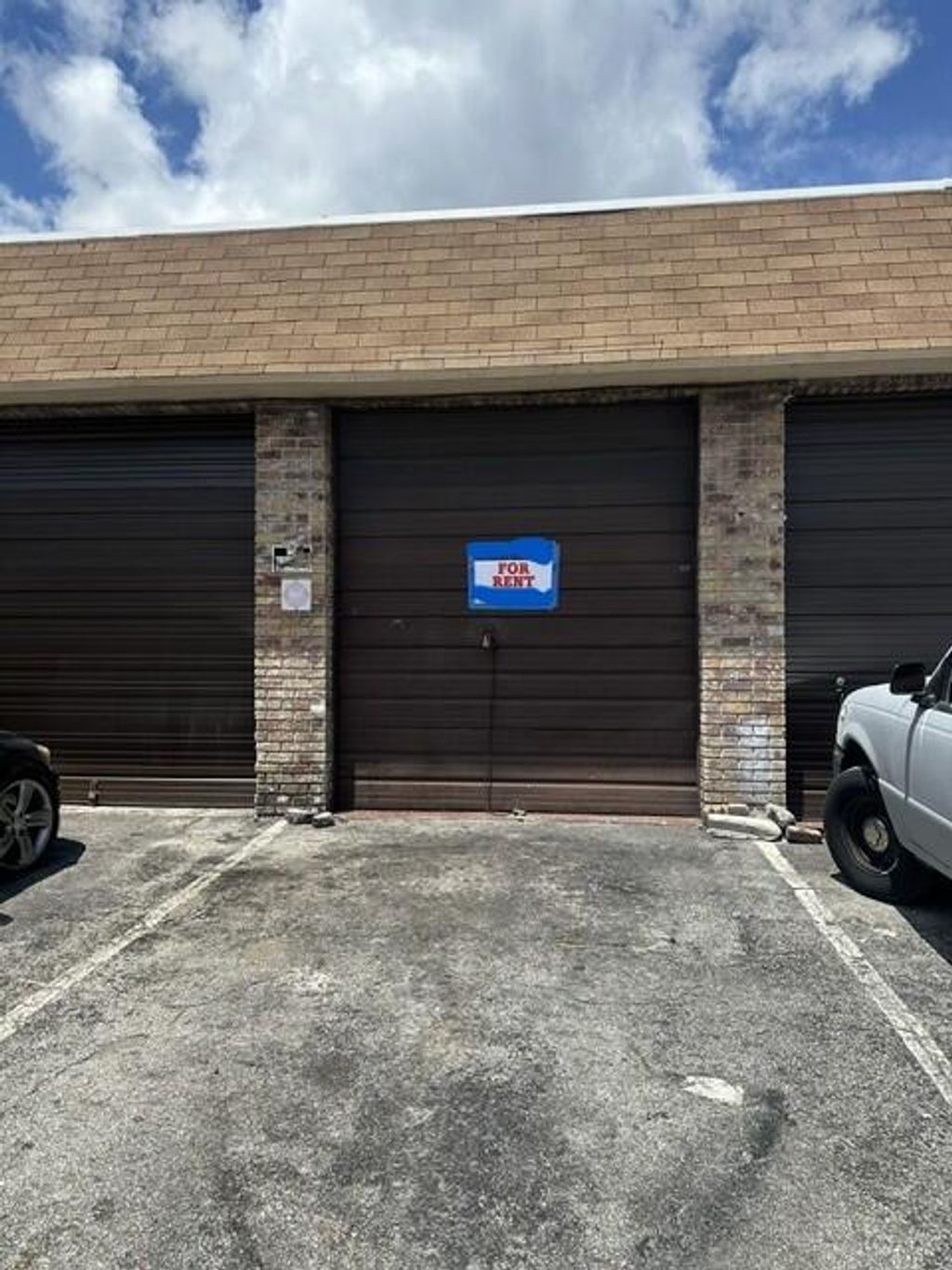 Photo of 4493 NW 8th Avenue NW #3, Oakland Park, FL 33309 (MLS # B26016404)
