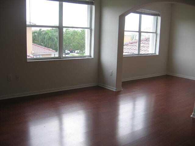 WINDSOR PALMS - Residential