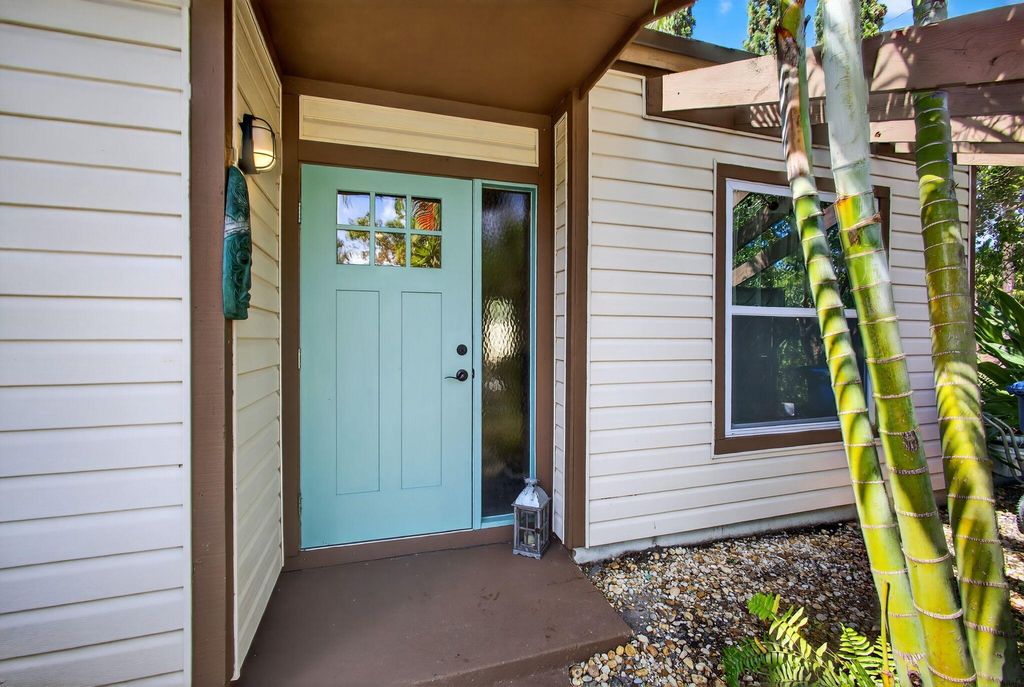 Photo of 112 Sherwood Circle #5d, Jupiter, FL 33458 (MLS # R11097474)