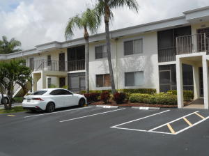 INTERNATIONAL CLUB - Residential