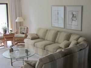 OCEAN PARKS CONDO - Residential Lease