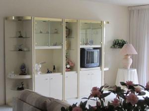 OCEAN PARKS CONDO - Residential Lease