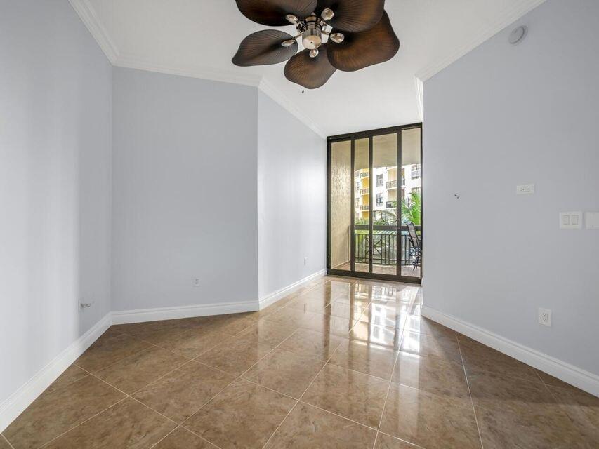 801 S Olive Avenue 1023