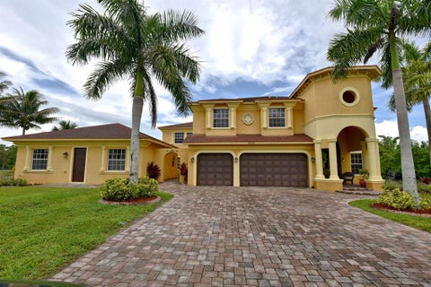 Featured picture for the property R10731968