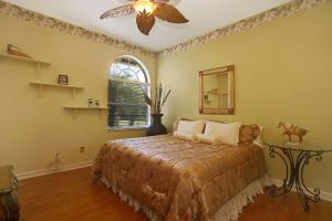 PALM BEACH POINT - Residential