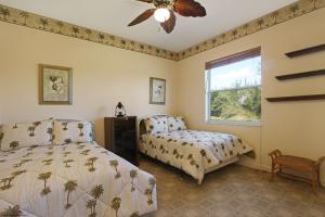 PALM BEACH POINT - Residential