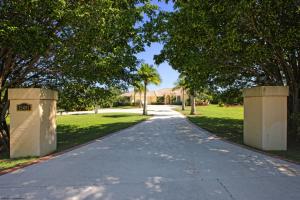 PALM BEACH POINT - Residential