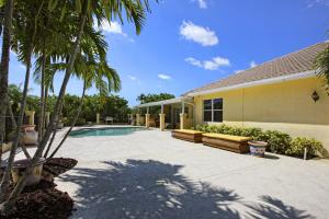 PALM BEACH POINT - Residential