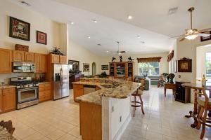 PALM BEACH POINT - Residential