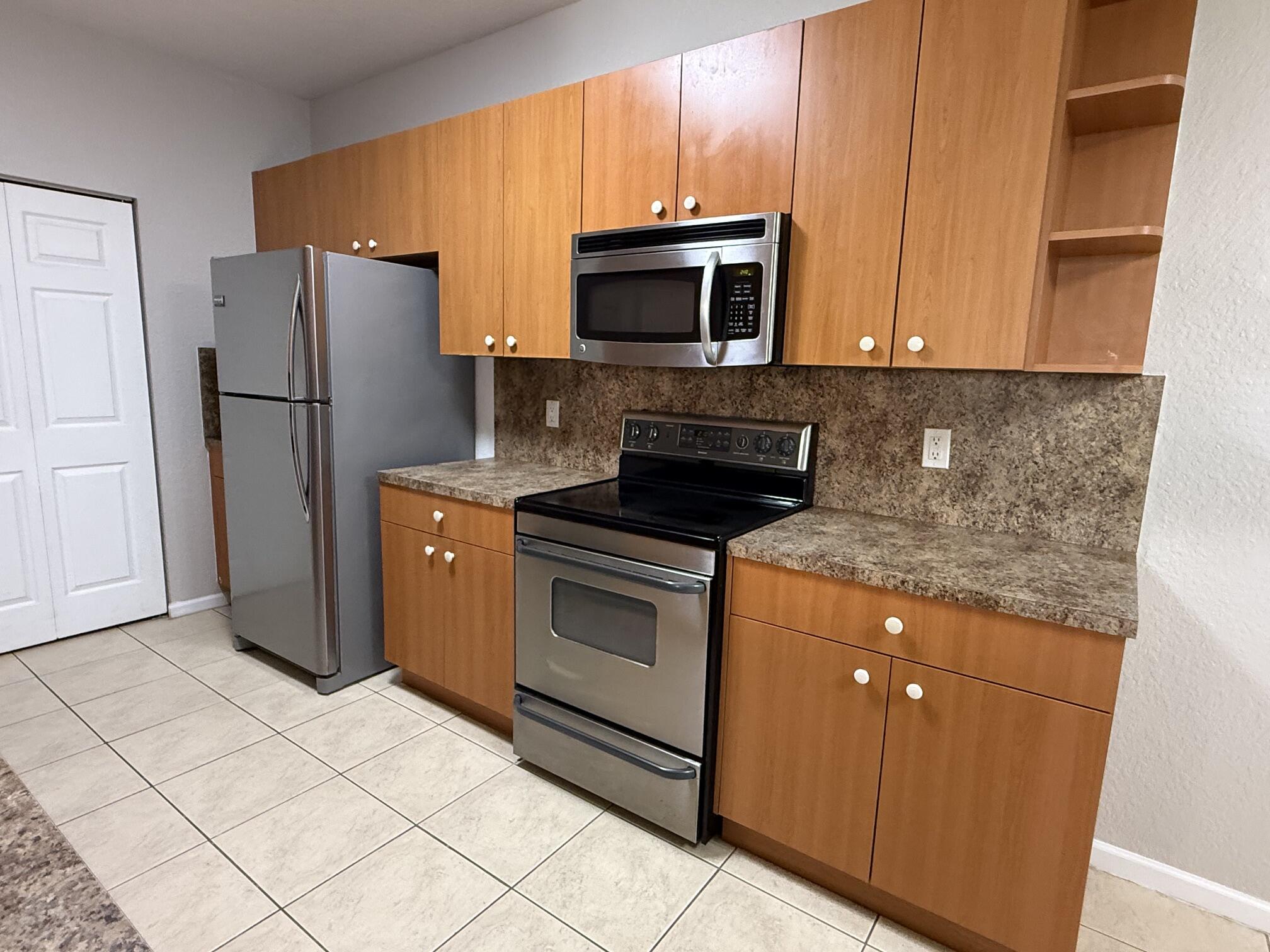 ROSEMONT CONDO - Residential Lease