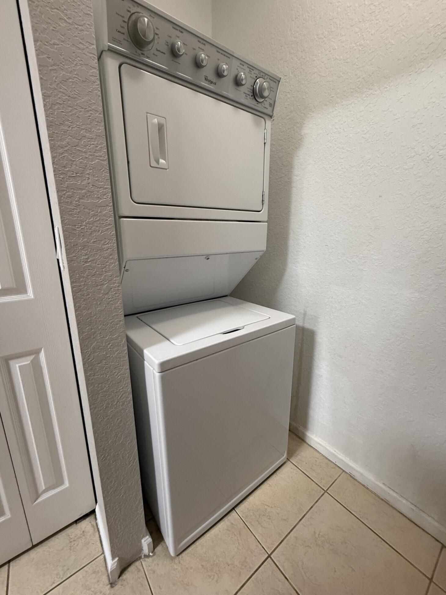 ROSEMONT CONDO - Residential Lease