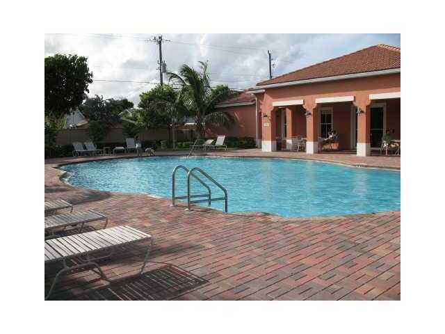 ROSEMONT CONDO - Residential Lease